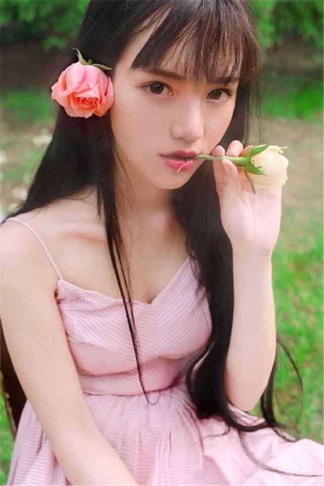 武大校花黄灿灿唯美花季少女高清手机桌面壁纸下载